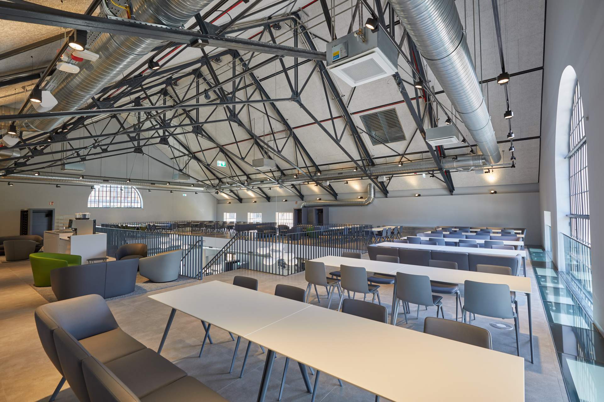 Zwei Tracks beim WordCamp Karlsruhe 2024